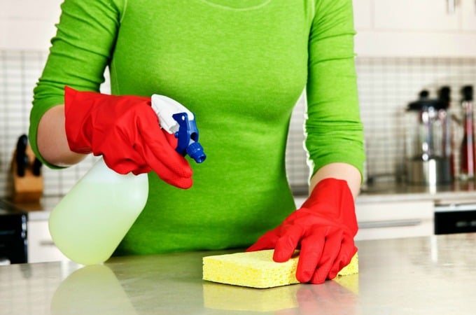 Los mitos de la limpieza de OId Time reventados: limpiar y desinfectar y desinfectar son tres cosas diferentes